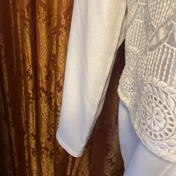 Diana Gallesi split neck, long sleeve top, size 10 USA. Purchase in Italy. - Picture 3 of 8